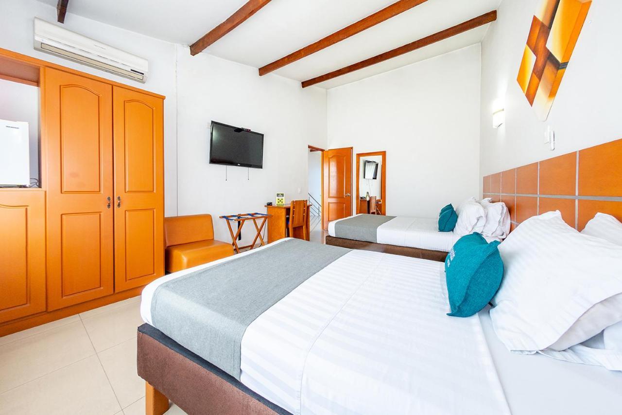 Ayenda Optimum Hotel เปเรย์รา ภายนอก รูปภาพ